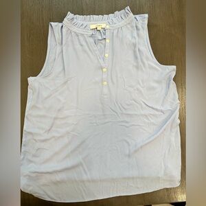 LOFT Sleeveless blouse Size L